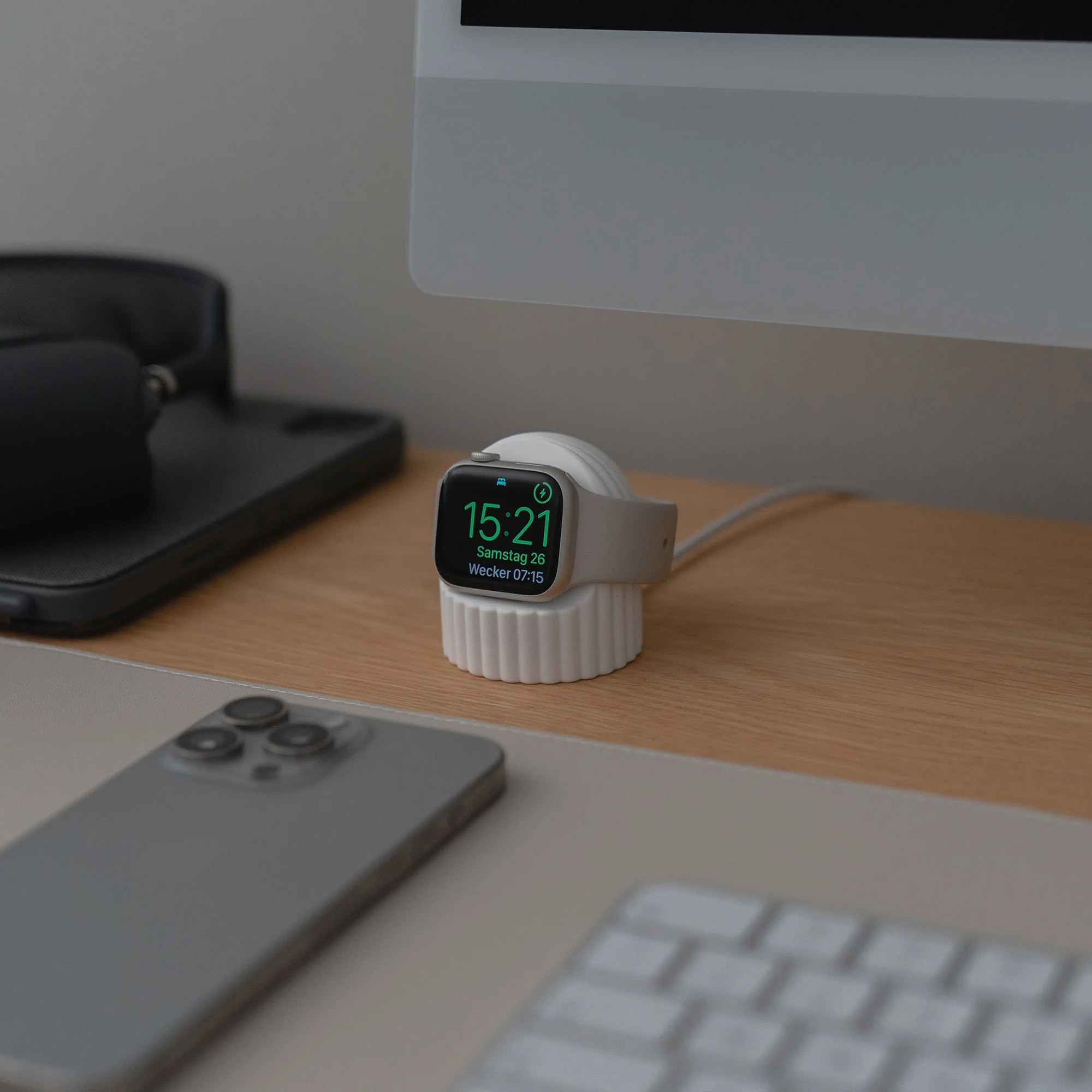 Arktis Apple Watch Silikon Dock "Luna" - Image 15