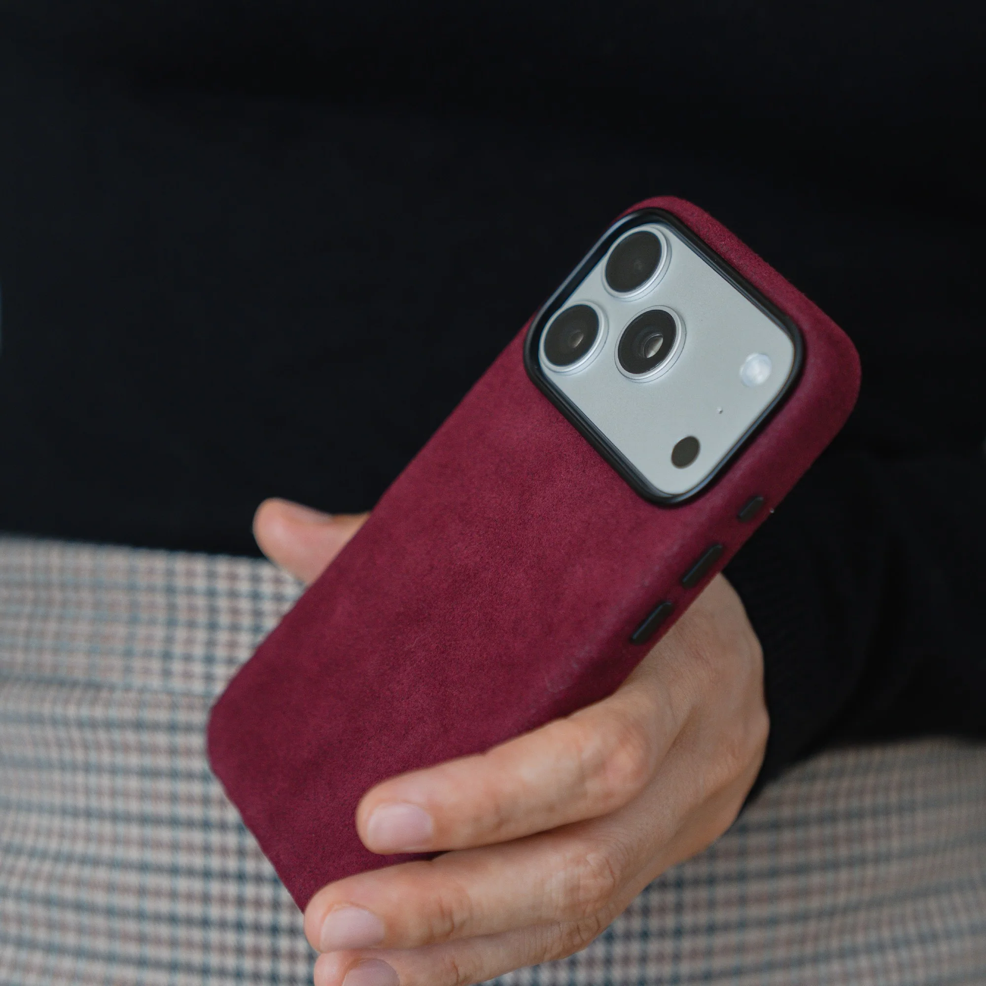 arktis iPhone 17 Pro Hülle aus Alcantara - Image 19