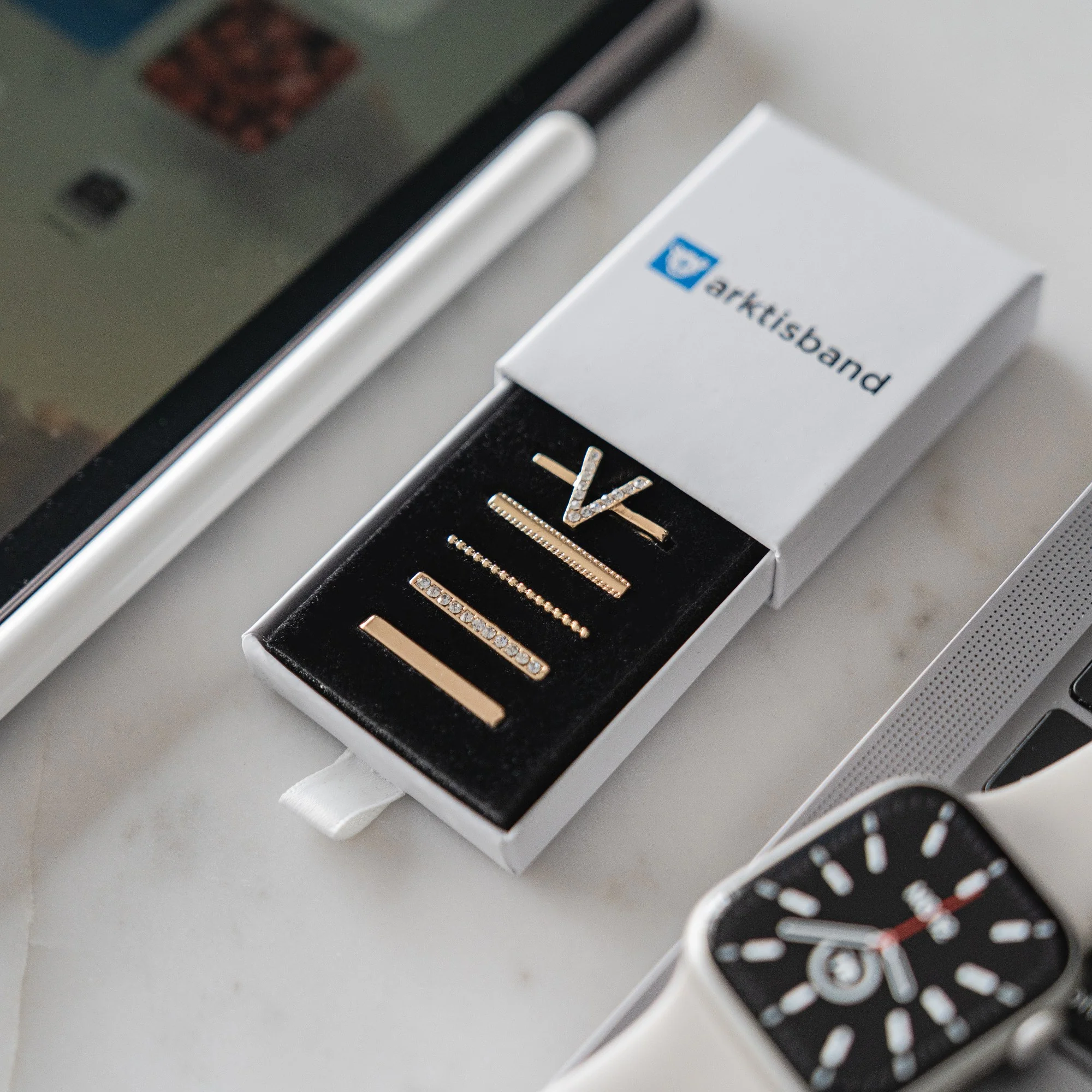 arktisband Apple Watch Charms "V Style" - Image 3