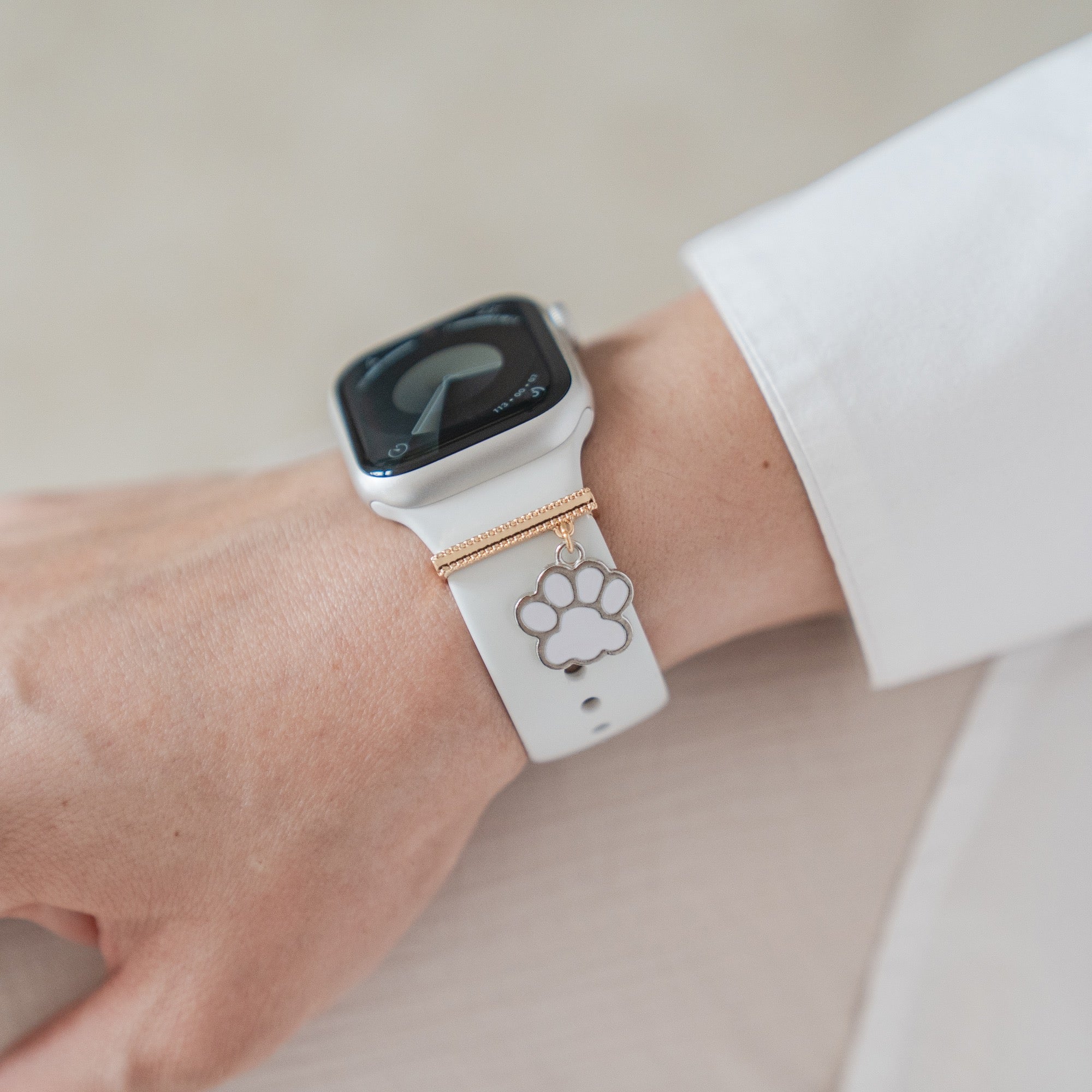 arktisband Apple Watch Charms "White Paw" - Gold - Image 4