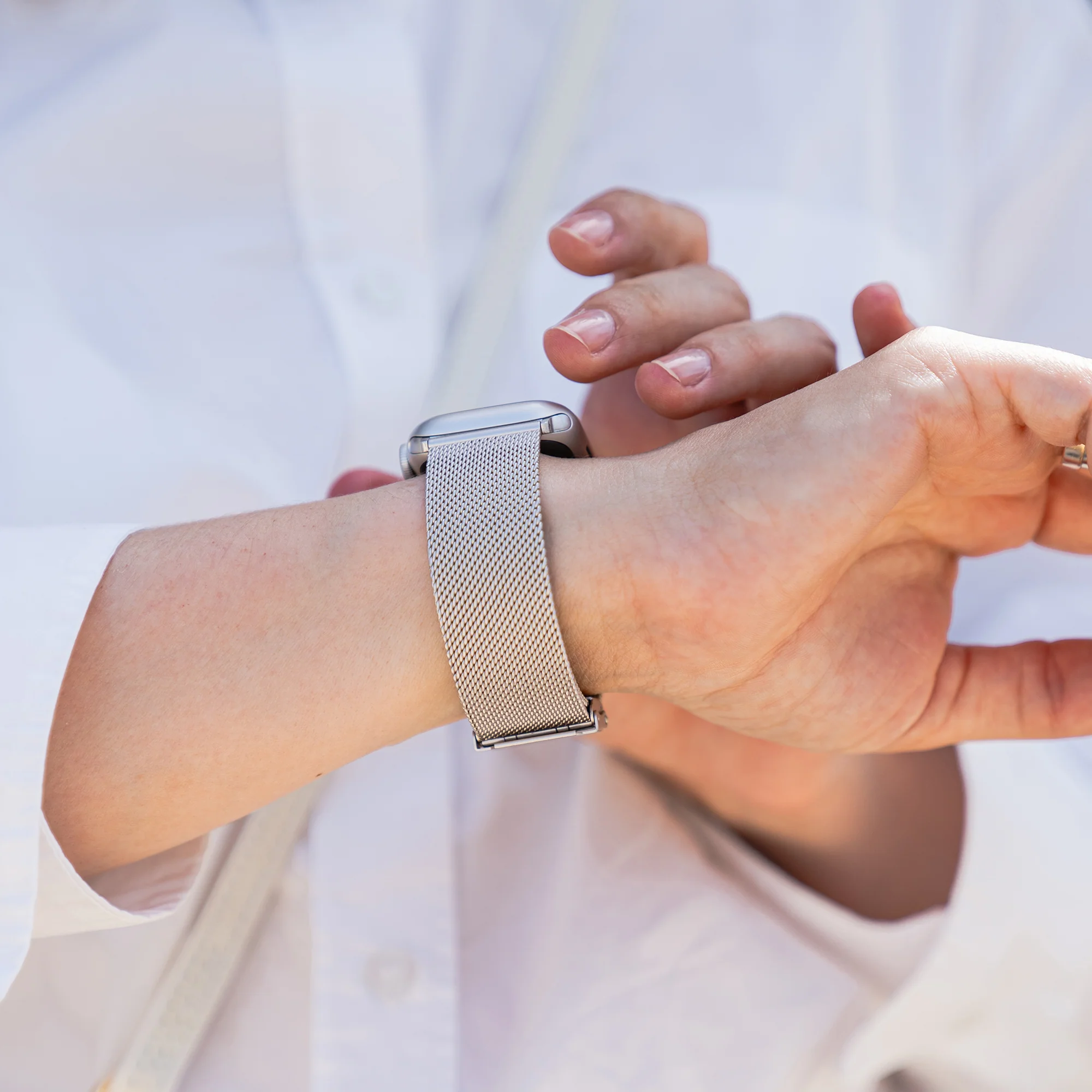 arktisband Apple Watch Milanese Armband - Image 4