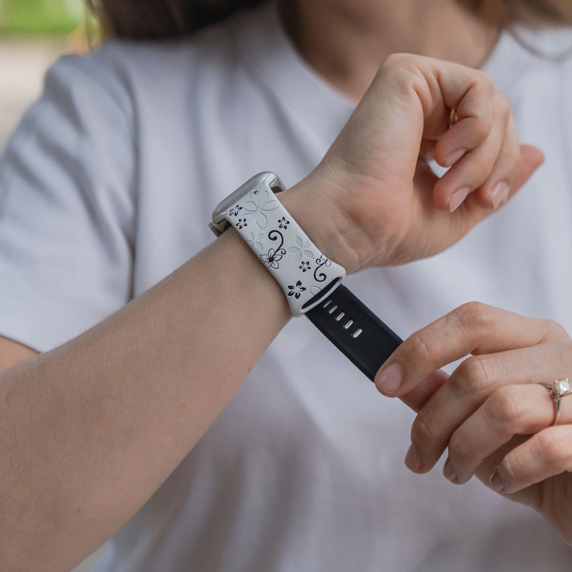 arktisband Apple Watch Silikonarmband "Bloom" - Image 29