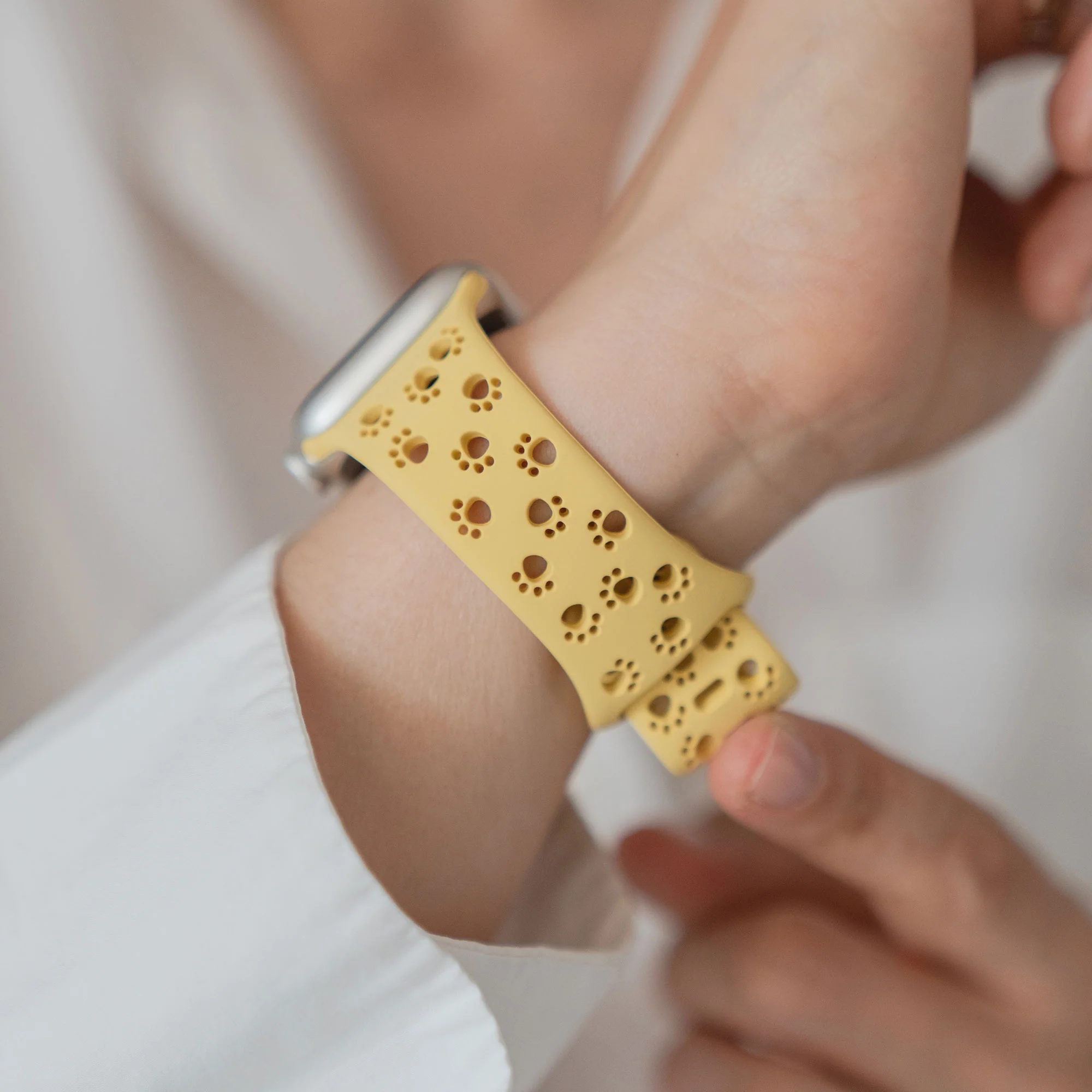 arktisband Apple Watch Silikonarmband "Paw" - Image 15