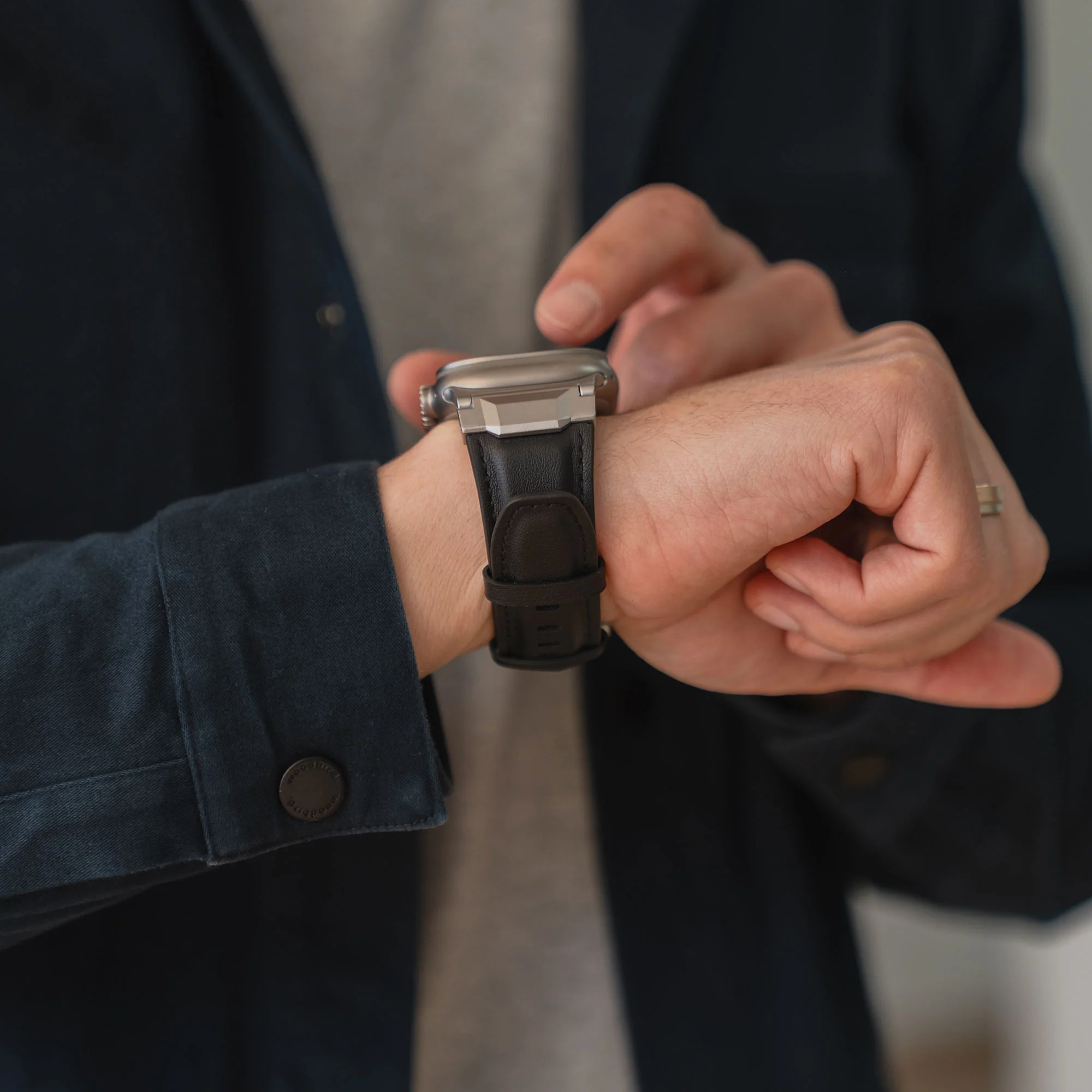 arktisband Apple Watch Ultra Lederarmband „Delta“ - Image 7