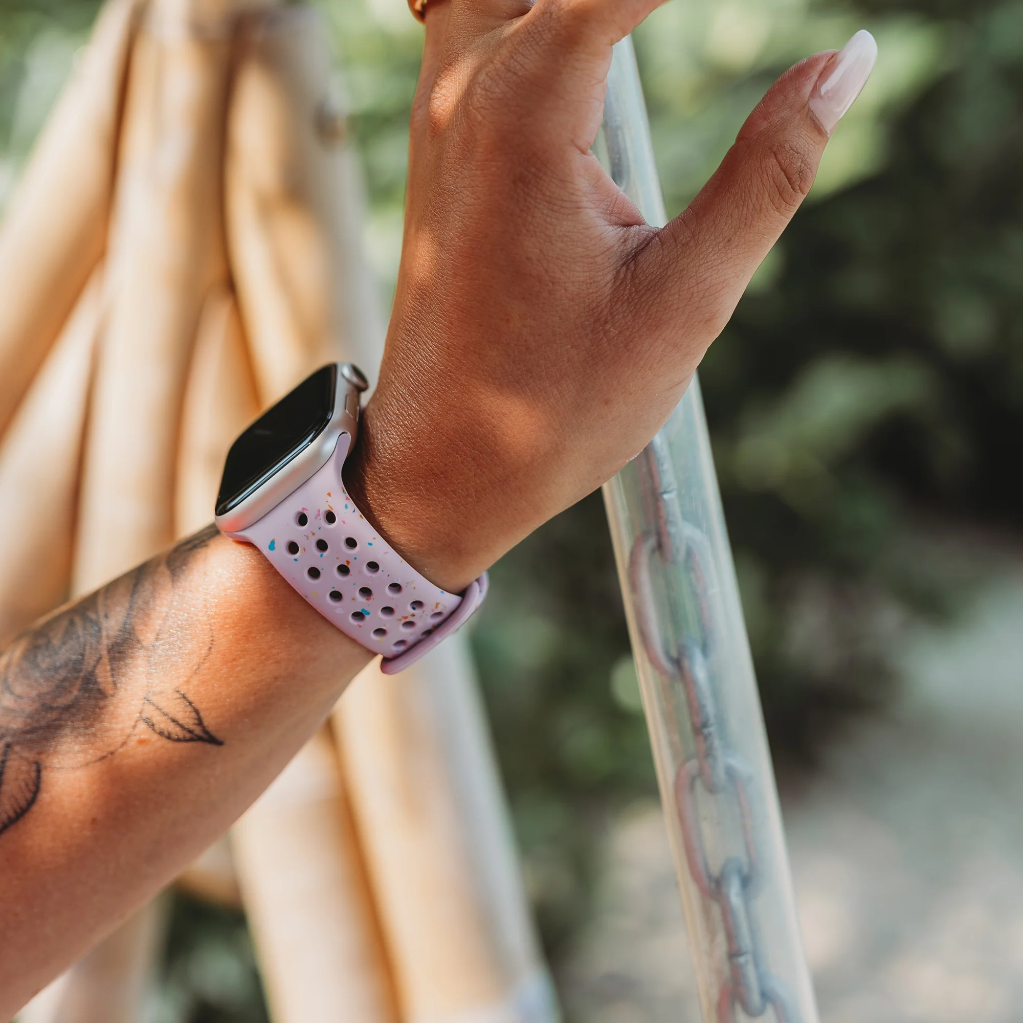 arktisband Apple Watch Silikonarmband "Carnival" - Image 64