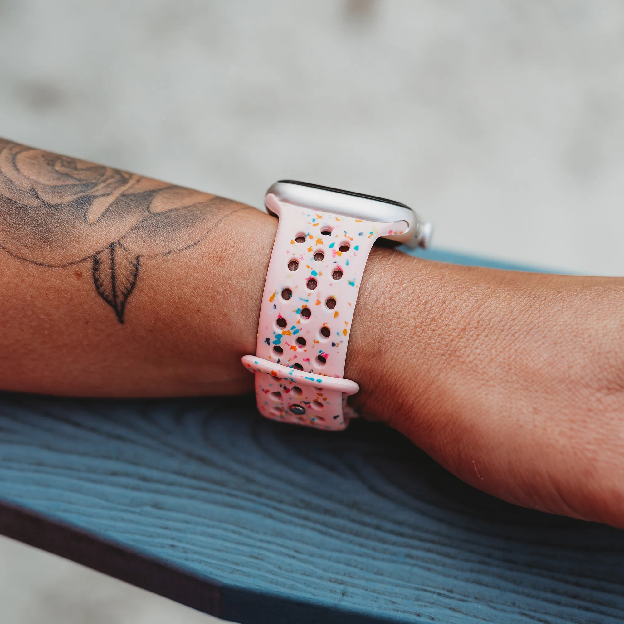arktisband Apple Watch Silikonarmband "Carnival" - Image 71