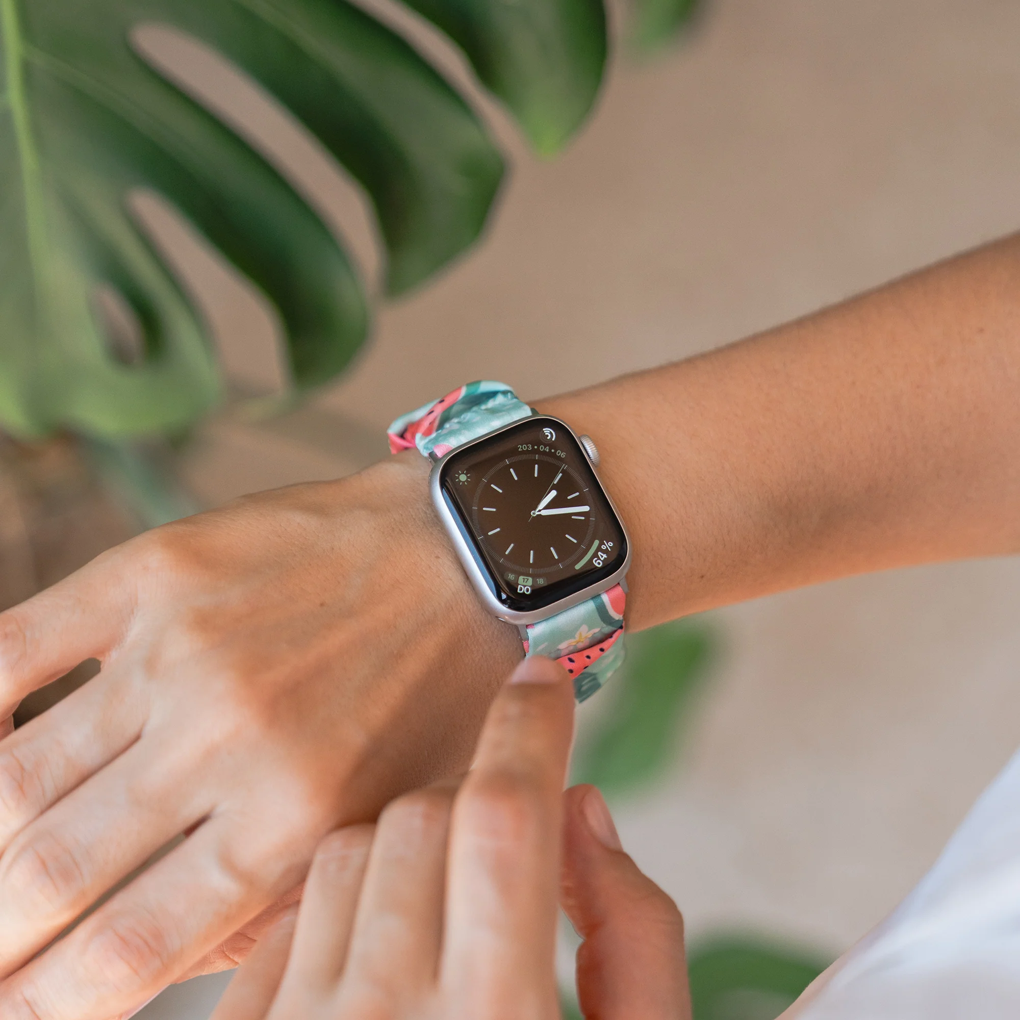 arktisband Apple Watch Scrunchie Armband "Elanora" - Image 82