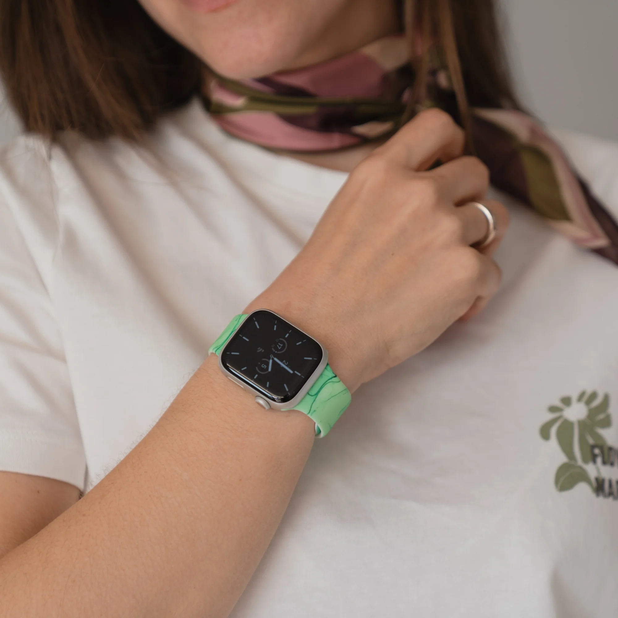 arktisband Green Marble Apple Watch Armband - Image 5