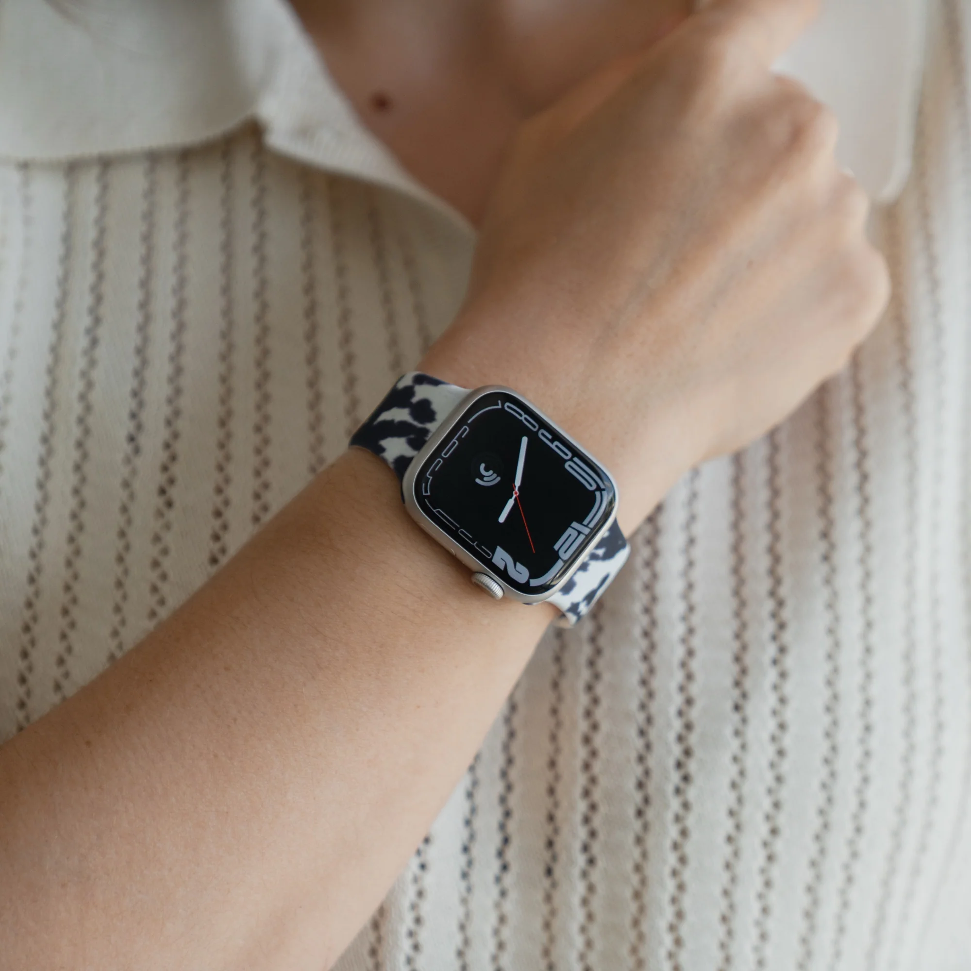 arktisband Kuhfell Apple Watch Armband - Image 4