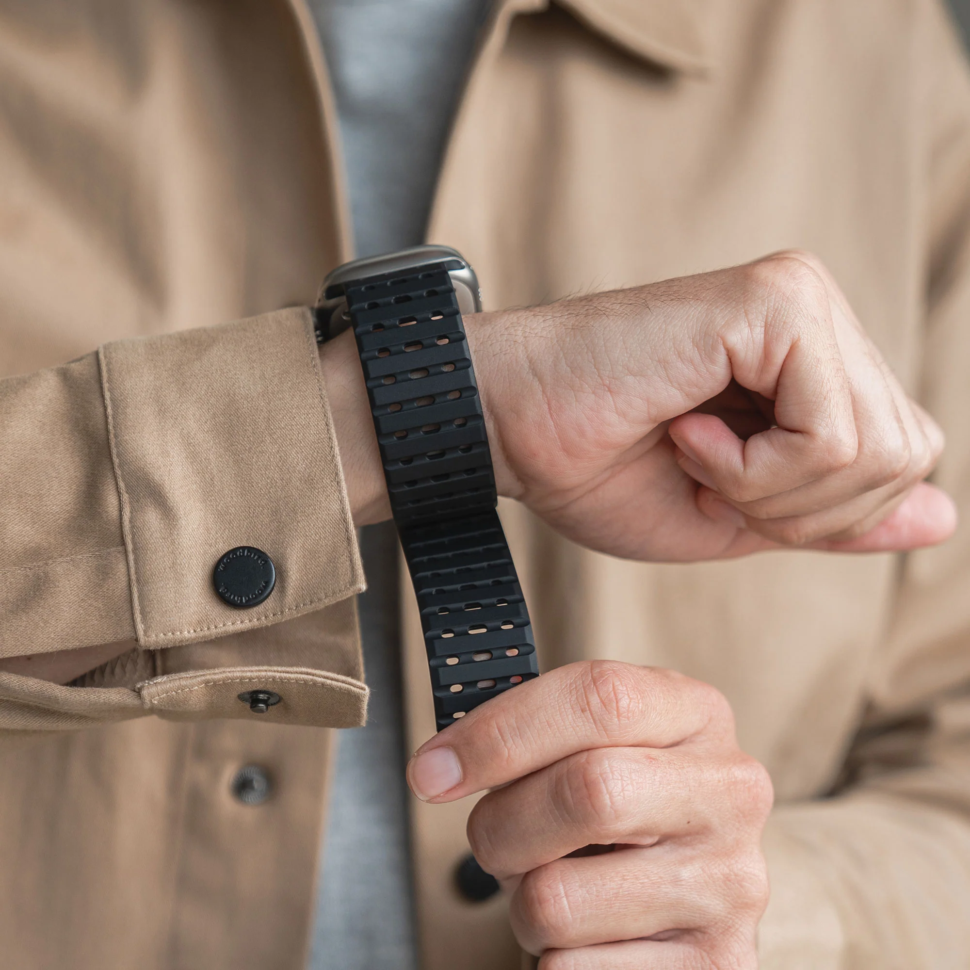 arktisband Apple Watch magnetisches Silikonarmband „Power“ - Image 14