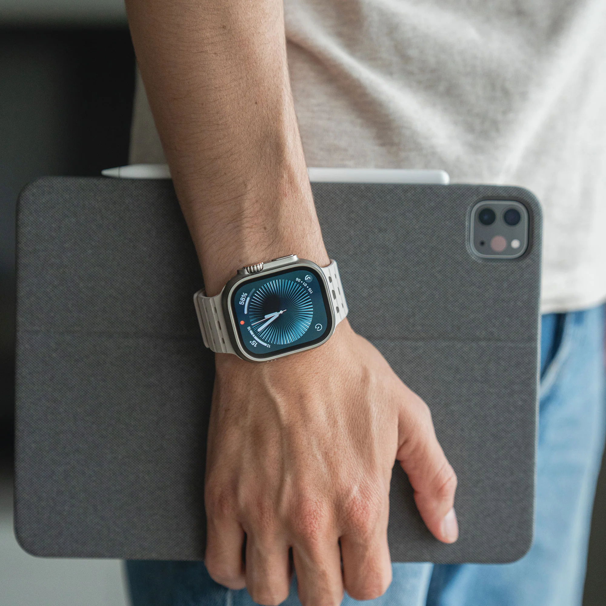 arktisband Apple Watch magnetisches Silikonarmband „Power“ - Image 6
