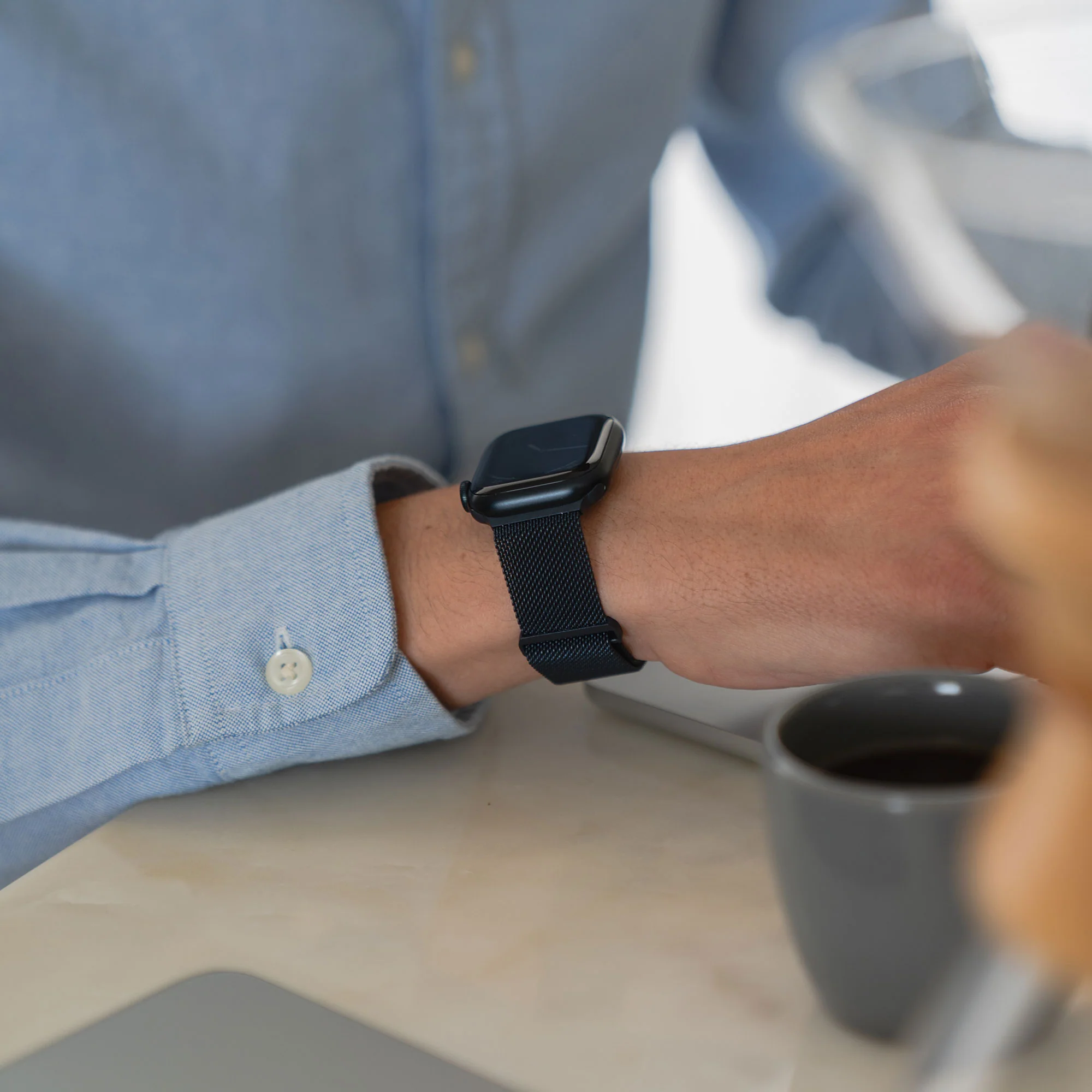 arktisband Apple Watch Milanaise Loop Armband - Image 42