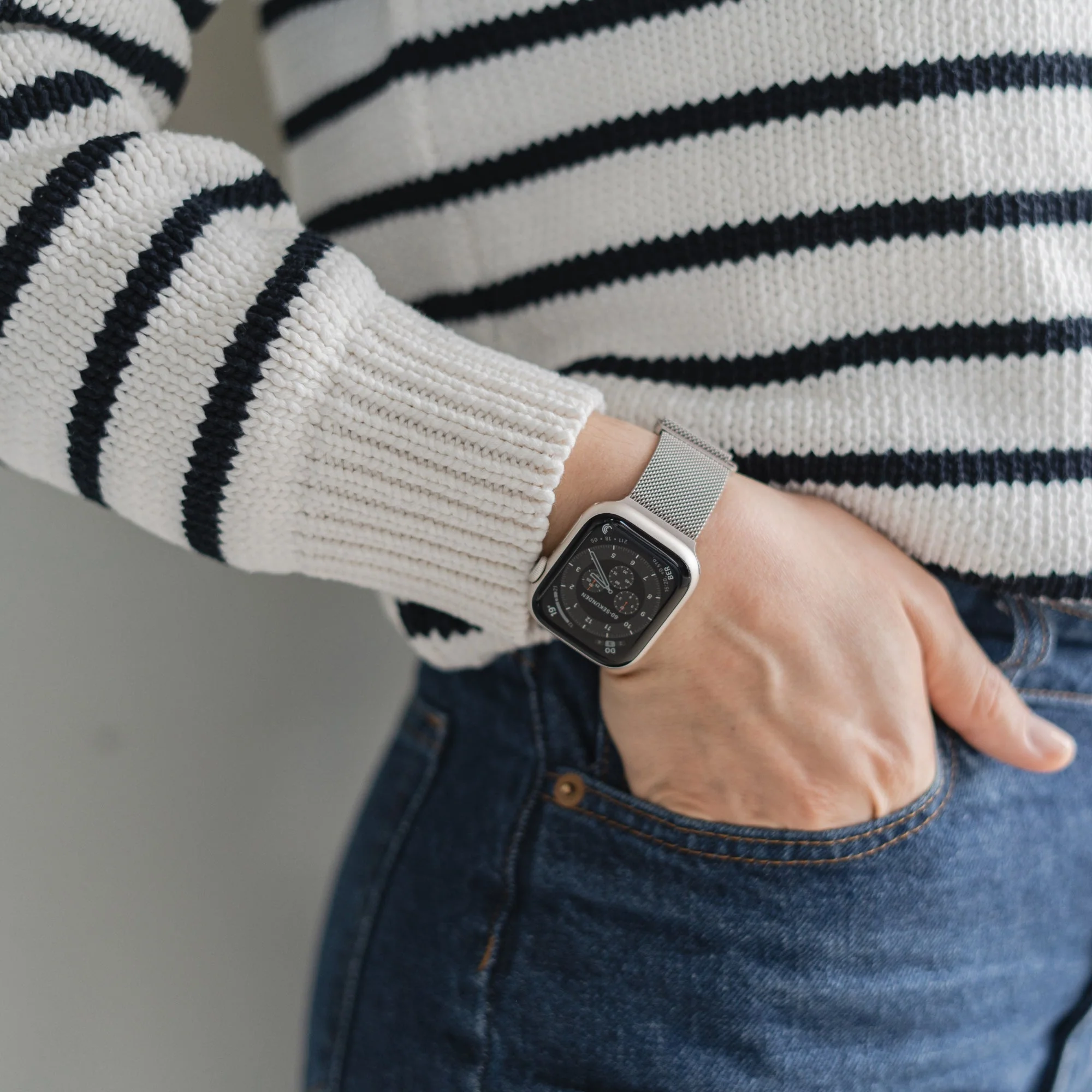 arktisband Apple Watch Milanaise Loop Armband - Image 6