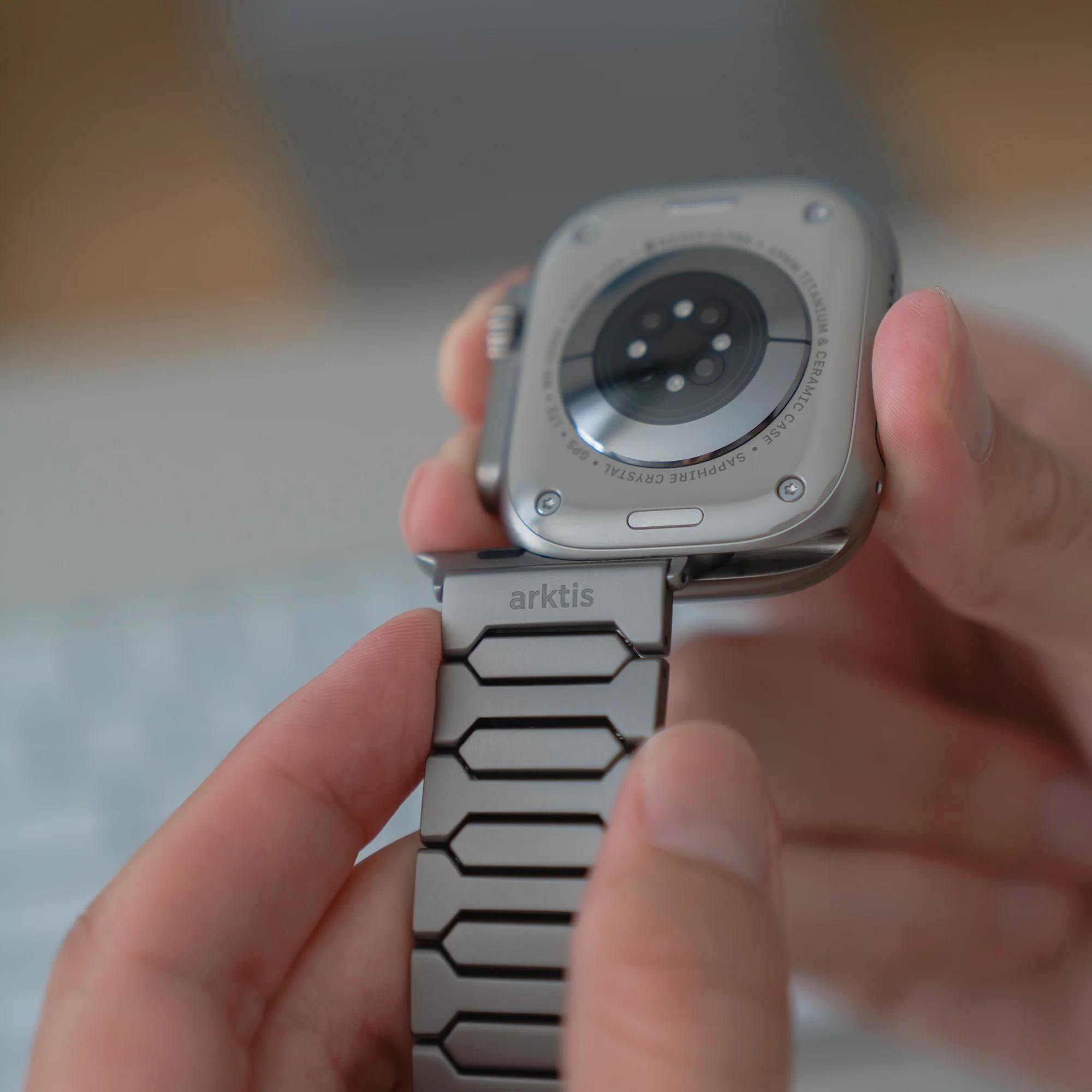 arktisband Apple Watch Ultra Titanarmband „Vectoron“ - Image 10