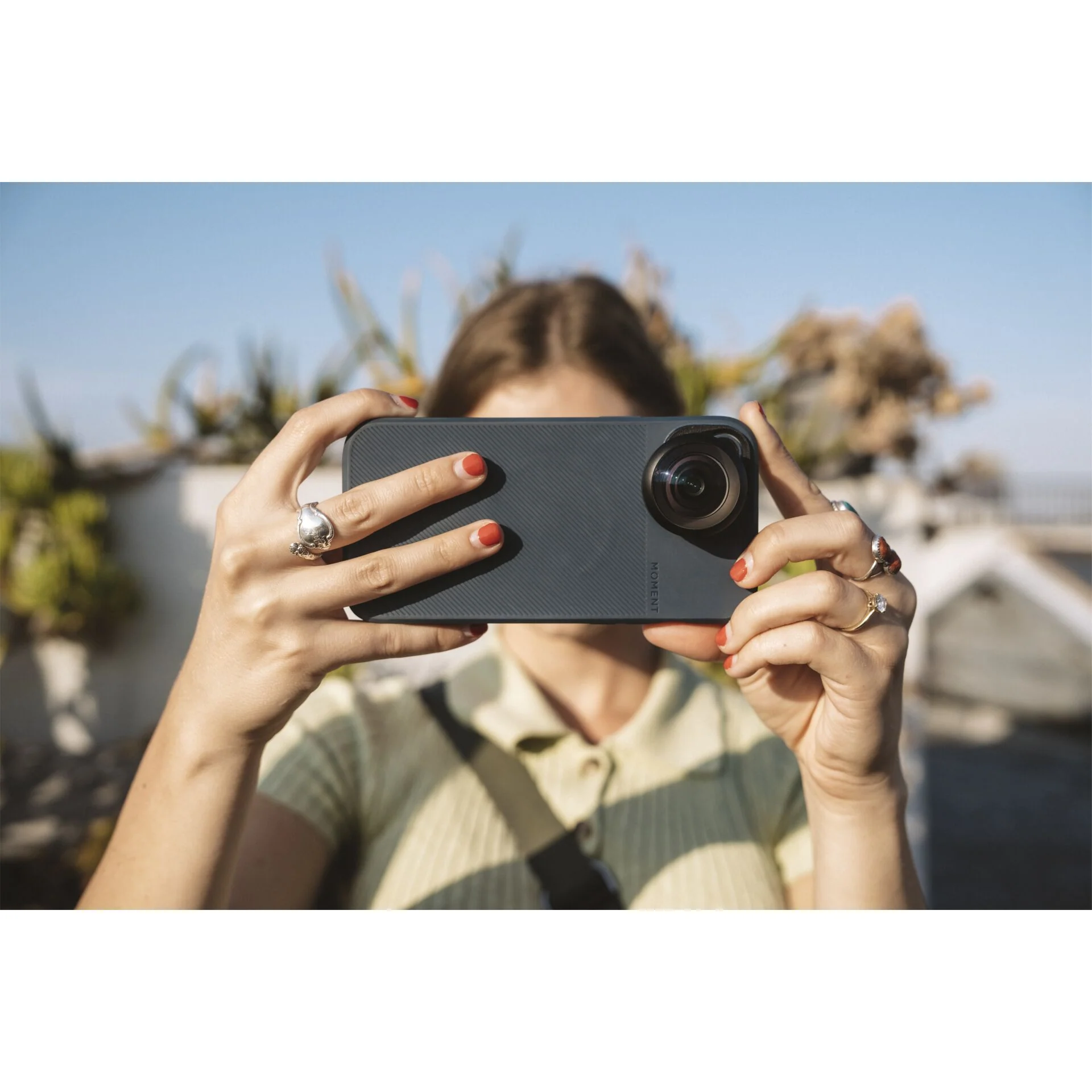 Moment 14mm Fisheye  Lens - T-Series - Image 7