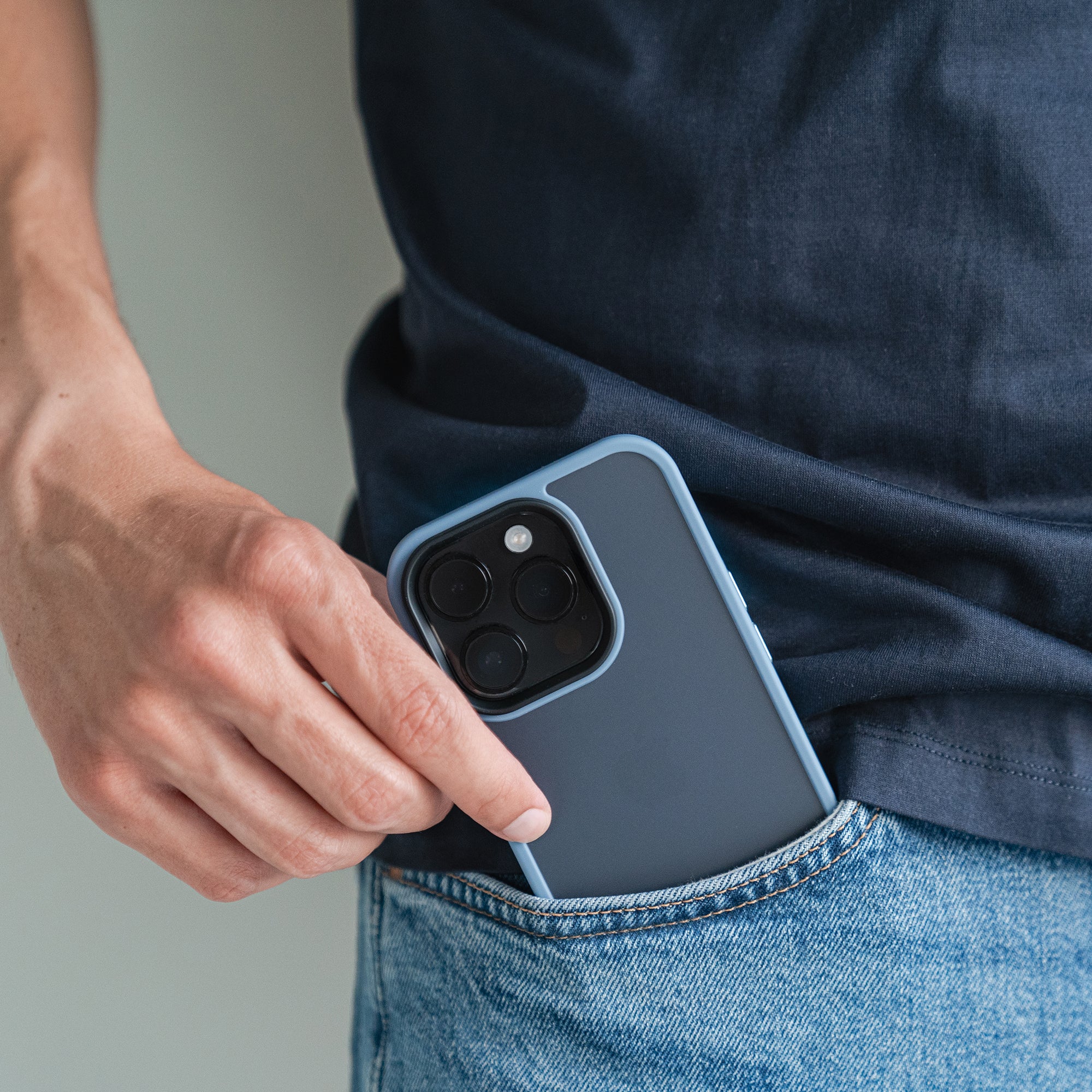 MR PROTECT iPhone 13 Case Matt - Image 27