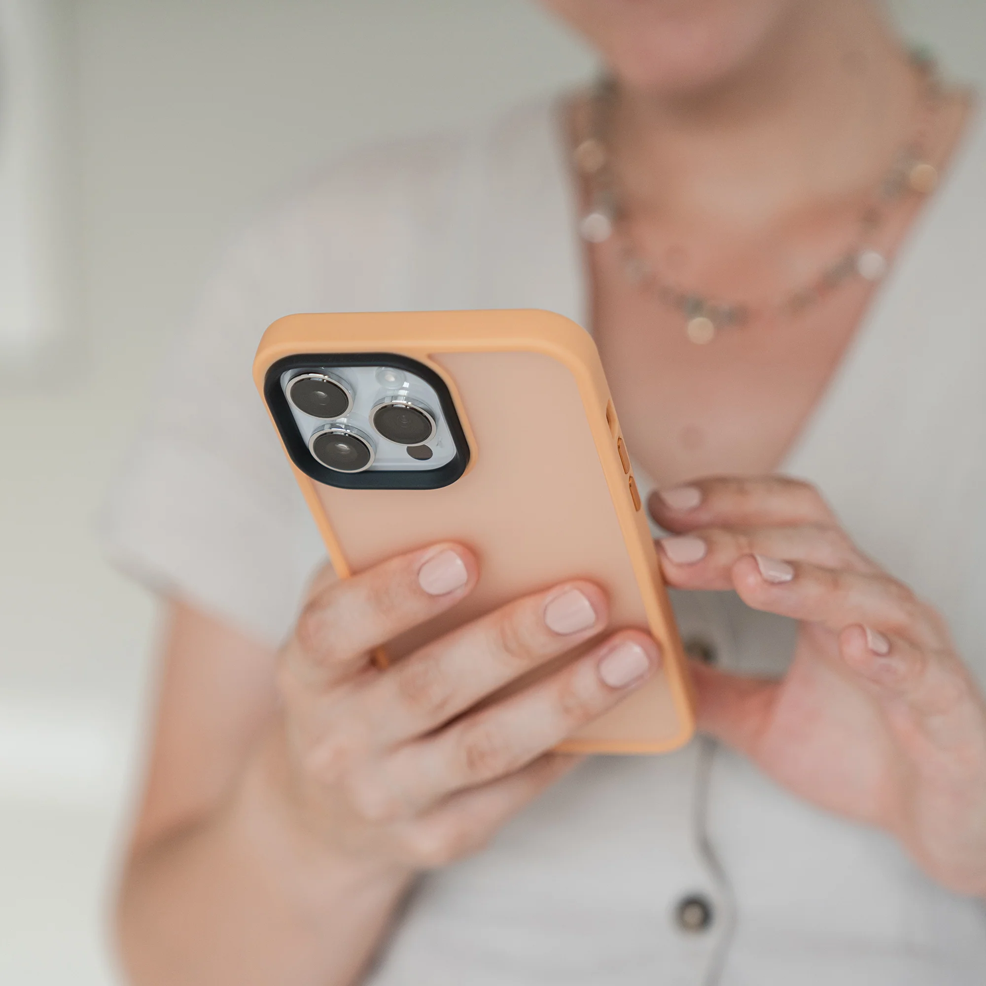 MR PROTECT iPhone 15 Case Matt - Image 11