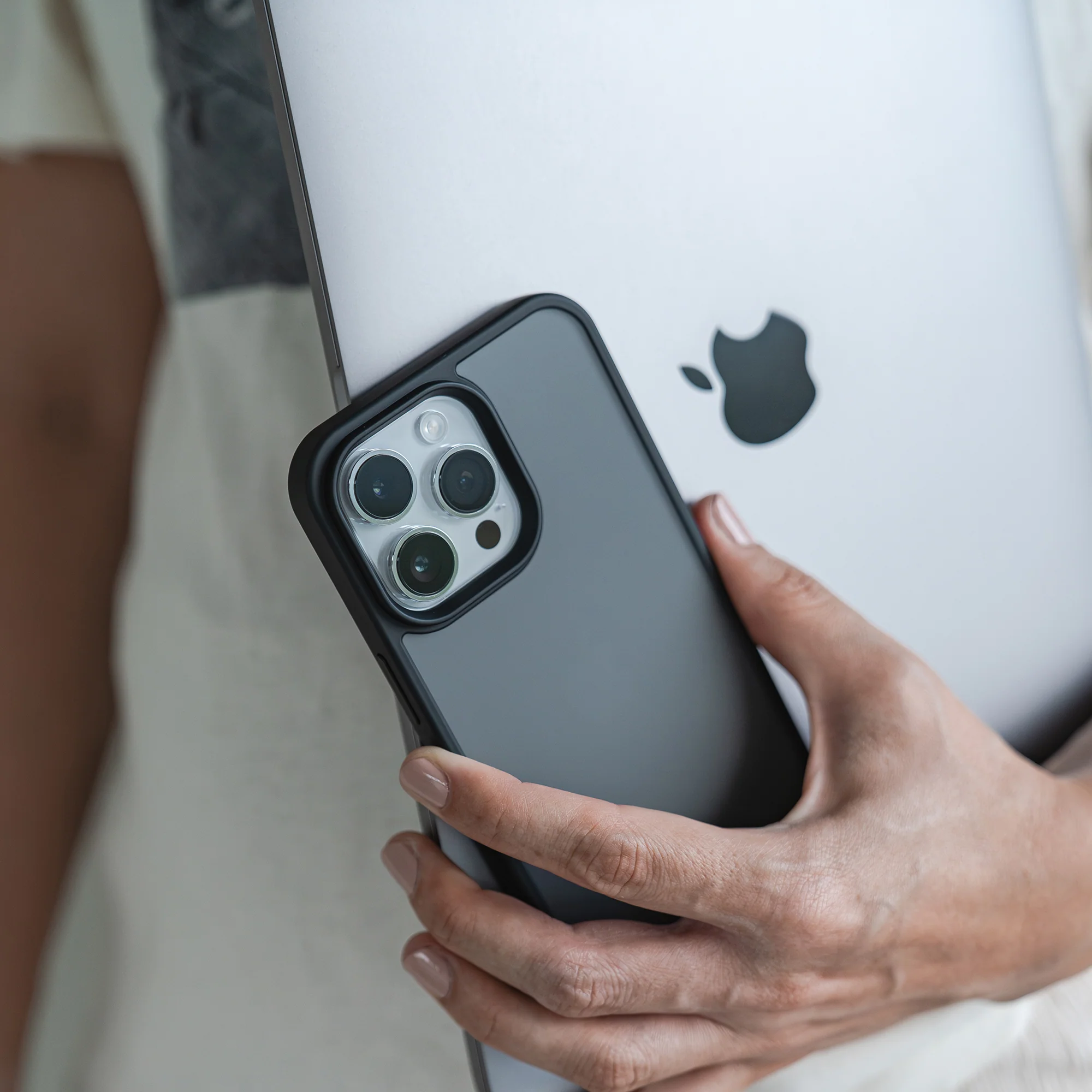 MR PROTECT iPhone 15 Case Matt - Image 80