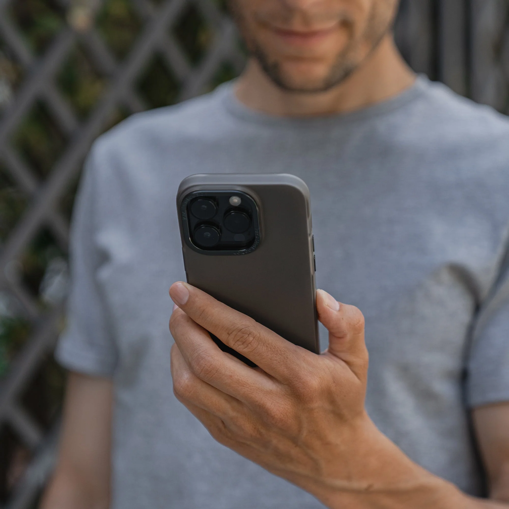 MR PROTECT iPhone 15 Pro FROZEN Case - Image 6